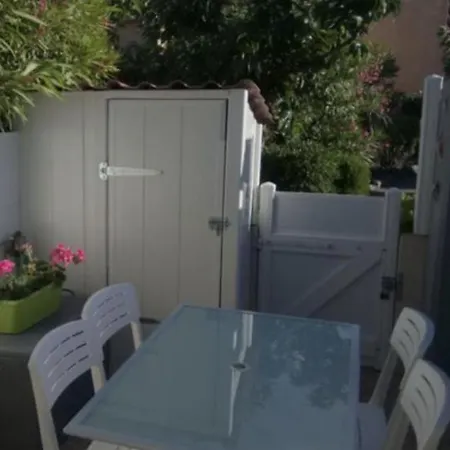 Lejlighed Avec Terrasse A 300m De La